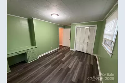 206 11th Street NE, Hildebran, NC 28637 - Photo 23