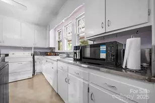 532 6th Ave SW, Hickory, NC 28602 - Photo 5