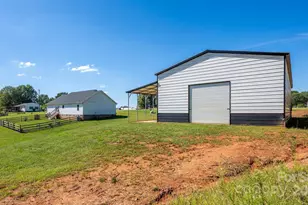 2256 Bolton Rd, Catawba, NC 28609 - Photo 35