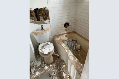 1124 Riverside Drive, Charlotte, NC 28214 - Photo 9