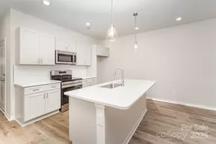 2709 New Pineola Rd, Charlotte, NC 28208 - Photo 9