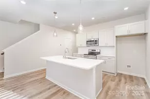 2713 New Pineola Rd, Charlotte, NC 28208 - Photo 9