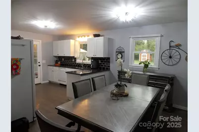 314 Cypress Street, Hudson, NC 28638 - Photo 3