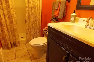 314 Cypress St, Hudson, NC 28638 - Photo 11