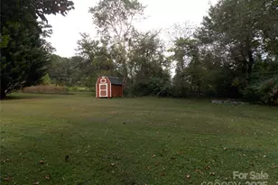 314 Cypress St, Hudson, NC 28638 - Photo 15