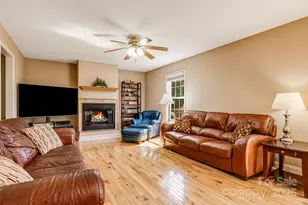 213 Home Pl, Candler, NC 28715 - Photo 11