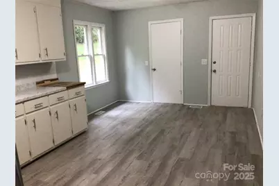 2610 Tablerock Road, Lenoir, NC 28645 - Photo 5