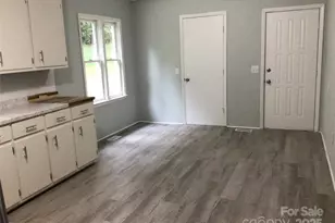 2610 Tablerock Rd, Lenoir, NC 28645 - Photo 5