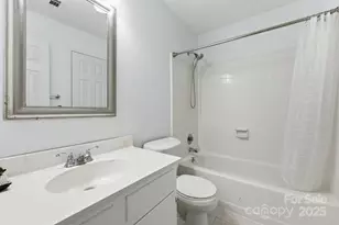 9401 S Vicksburg Park Ct, Charlotte, NC 28210 - Photo 19