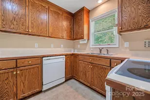 425 Huffstetler Rd, Gastonia, NC 28056 - Photo 13