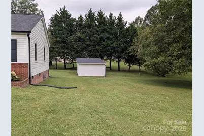 111 Sussex Avenue, Cherryville, NC 28021 - Photo 19