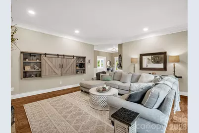 100 Perry Place, Hendersonville, NC 28739 - Photo 13