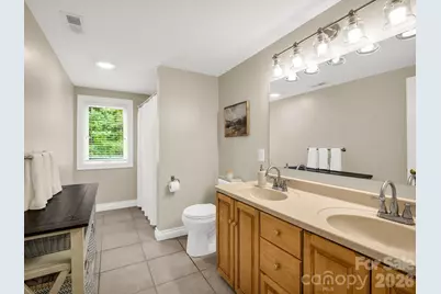 100 Perry Place, Hendersonville, NC 28739 - Photo 39