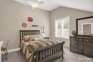 100 Perry Pl, Hendersonville, NC 28739 - Photo 35