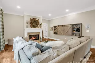 100 Perry Pl, Hendersonville, NC 28739 - Photo 13