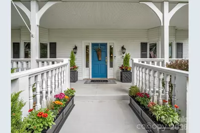 100 Perry Place, Hendersonville, NC 28739 - Photo 3