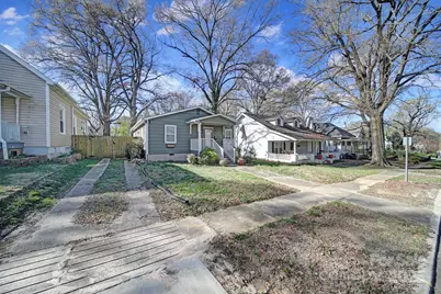 113 W 5th Avenue, Gastonia, NC 28052 - Photo 1