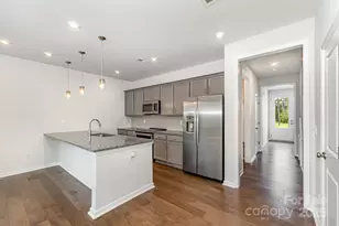 9029 Widden Wy, Charlotte, NC 28269 - Photo 5