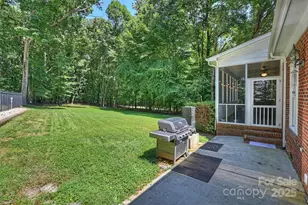 7324 Cobble Creek Dr, Matthews, NC 28104 - Photo 31