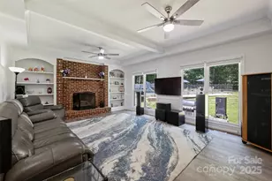 7324 Cobble Creek Dr, Matthews, NC 28104 - Photo 11