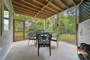 35 Oak St, Brevard, NC 28712 - Photo 33