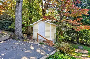 211 Rhododendron Ave, Black Mountain, NC 28711 - Photo 41