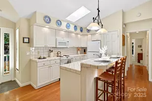 211 Rhododendron Ave, Black Mountain, NC 28711 - Photo 15