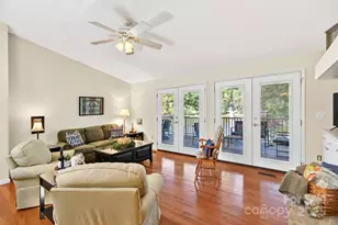 211 Rhododendron Ave, Black Mountain, NC 28711 - Photo 9