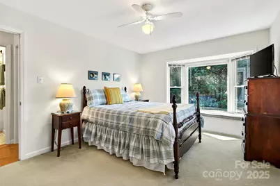 211 Rhododendron Avenue, Black Mountain, NC 28711 - Photo 19