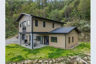 945 Roaring Fork Road, Hot Springs, NC 28743 - Photo 5