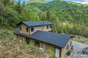 945 Roaring Fork Rd, Hot Springs, NC 28743 - Photo 23