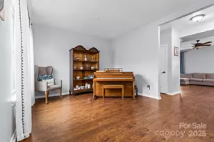 10907 Tailwater St, Davidson, NC 28036 - Photo 5