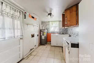 45 Freeborn Ln, Hendersonville, NC 28792 - Photo 21