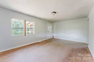 45 Freeborn Ln, Hendersonville, NC 28792 - Photo 7