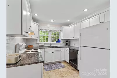 614 Rocky Springs Heights, Burnsville, NC 28714 - Photo 5