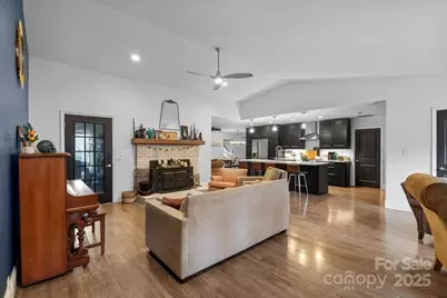 11501 Abernathy Road, Charlotte, NC 28216 - Photo 13