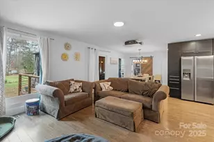 11501 Abernathy Rd, Charlotte, NC 28216 - Photo 9