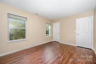 275 Flanders Dr, Mooresville, NC 28117 - Photo 17