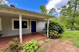 135 Haynes St, Hendersonville, NC 28791 - Photo 11