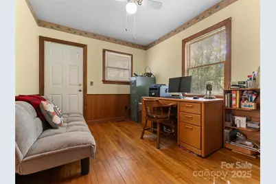 560 Esseola Street, Saluda, NC 28773 - Photo 25