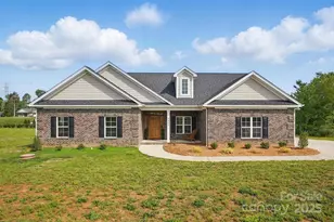 3013 Isle Ln, Monroe, NC 28110 - Photo 1