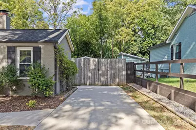 815 Drummond Avenue, Charlotte, NC 28205 - Photo 3
