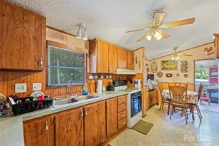 3383 Thickety Rd, Clyde, NC 28721 - Photo 25