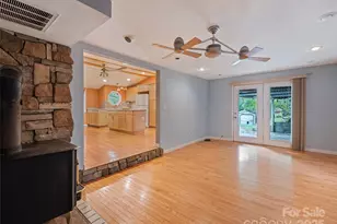 3383 Thickety Rd, Clyde, NC 28721 - Photo 7