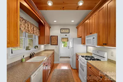 88 Brown Bear Way, Waynesville, NC 28786 - Photo 19