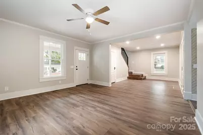 340 W Center Avenue, Mooresville, NC 28115 - Photo 3