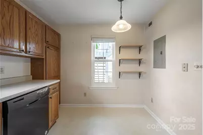 4805 Breakers Lane, Asheville, NC 28806 - Photo 7