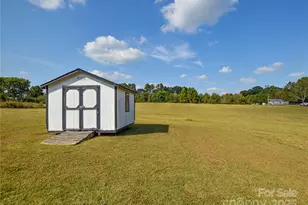 133 Bluegill Ln, Statesville, NC 28625 - Photo 17