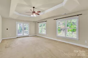 2055 Solway Ln, Charlotte, NC 28269 - Photo 15