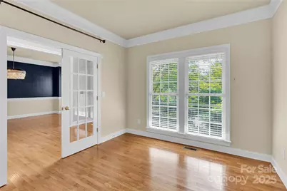 2055 Solway Lane, Charlotte, NC 28269 - Photo 5